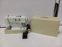 Vintage Montgomery Ward UHT J276 Signature Stretch Stitch Sewing Machine in Case