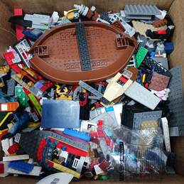 7.2 lbs Bulk Assorted LEGO Bricks