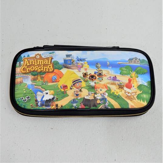 6 Nintendo Switch Cases image number 8