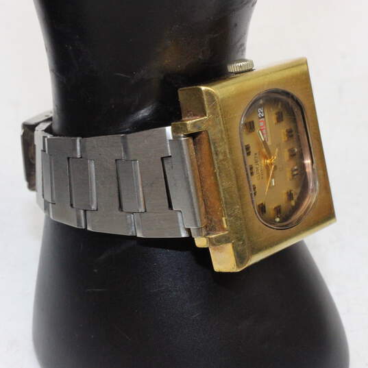 Vintage Gruen Precision Autowind Swiss Made 17 Jewels Automatic Men's Watch - 0.3g FOR REPAIR image number 3