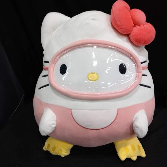 Hello Kitty Plush Toy image number 1
