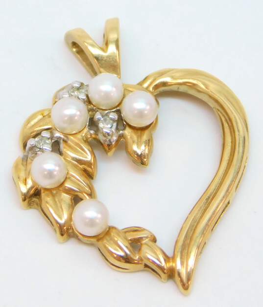 10K Yellow Gold Diamond Accent & Pearl Floral Heart Pendant 2.8g image number 2
