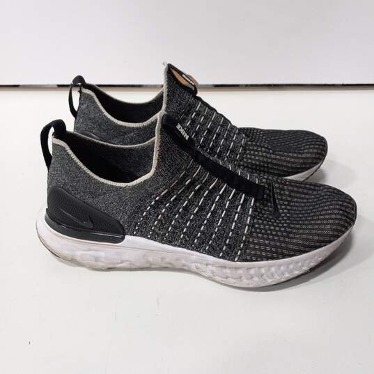 Men’s Nike Black React Phantom Run Flyknit 2 Running Shoes Sz 10 image number 4