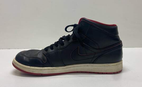Nike Air Jordan Black Athletic Shoe Men 11.5 image number 2