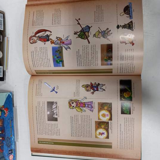 Lot of 4 Assorted Legend of Zelda Books image number 5
