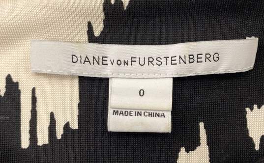 Diane von Furstenberg Women's Black Graphic Dress- Sz 0 image number 3