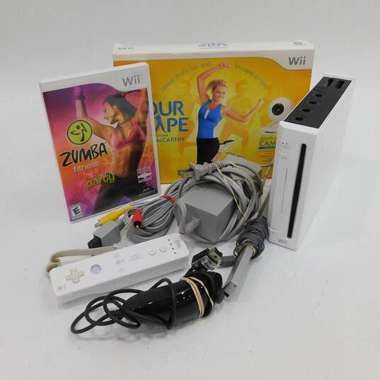 Nintendo Wii Console W/ Games image number 1