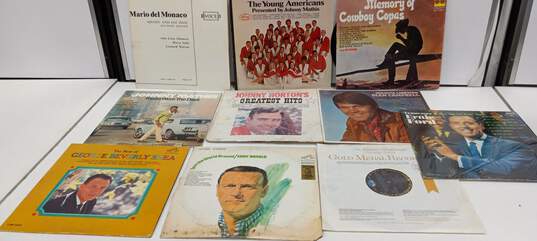 Bundle of 10 Assorted Vintage Folk/Country Vinyl Records (60s,70s,80s) image number 1