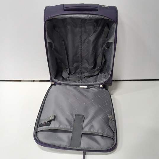Ricardo Beverly Heels 4-Wheel Carry On Luggage image number 6