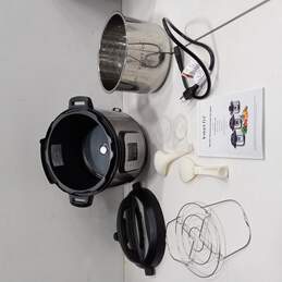7-N-1 Multi-Use Programmable Pressure Cooker IOB alternative image