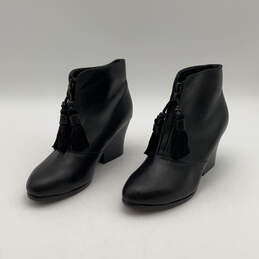 Womens Black Almond Toe Block Heel Tasseled Zip Ankle Booties Size 7.5 alternative image