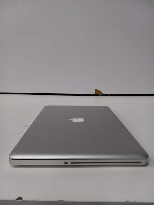 MacBook Pro 15 Inch Intel Core 2 Duo image number 4