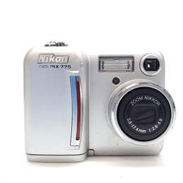 Nikon CoolPix 775 | 2.0MP Digital Camera