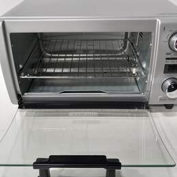 Black+Decker TOD1775G Silver Toaster Oven alternative image