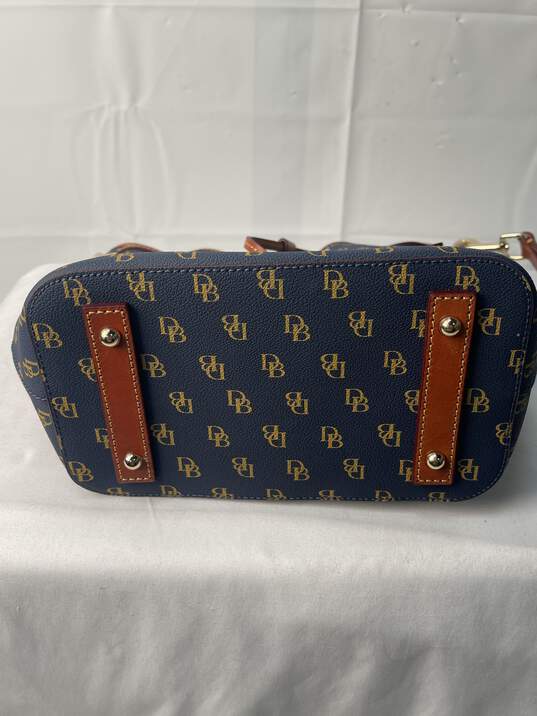 Certified Authentic Dooney and Bourke Blue Bucket Bag image number 3