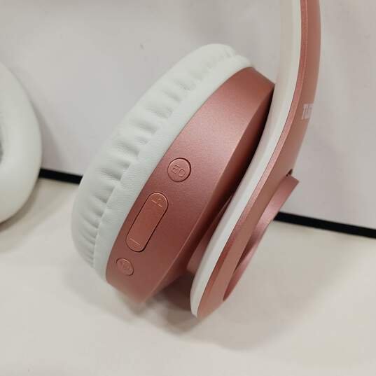 TUiNYO Pink Wireless Headphones In Case image number 3