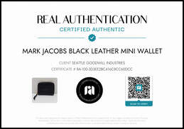 Marc Jacobs Black Leather Mini Zip Around Wristlet Wallet AUTHENTICATED alternative image
