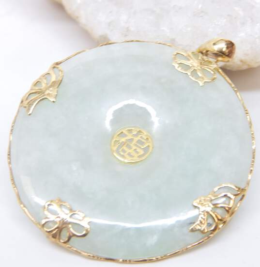 14K Gold Chinese Character Butterflies & Flowers Overlay Jade Disc Pendant 11g image number 3