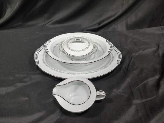Noritake China Crestmont Porcelain Serving Bundle image number 1