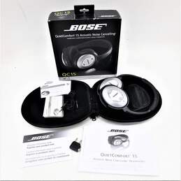 Bose Quiet Comfort 15 QC15 Noise Cancelling Headphones  with Case