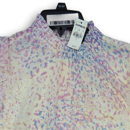 NWT Womens Multicolor Abstract Smoked Crew Neck Ruffle Blouse Top Size L image number 3