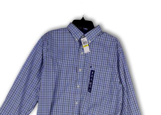 NWT Mens Blue Plaid Collared Long Sleeve Pocket Button-Up Shirt Size M image number 3