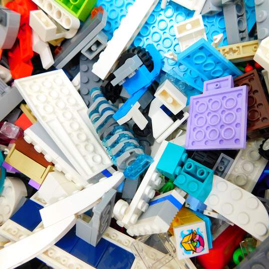 5.4lbs Mixed LEGO Bulk Box image number 2