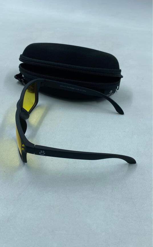 Unbranded Black Sunglasses - Size One Size image number 3