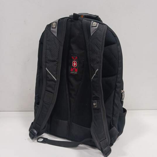 Wegner Black Swissgear 18.5" Laptop Backpack image number 2