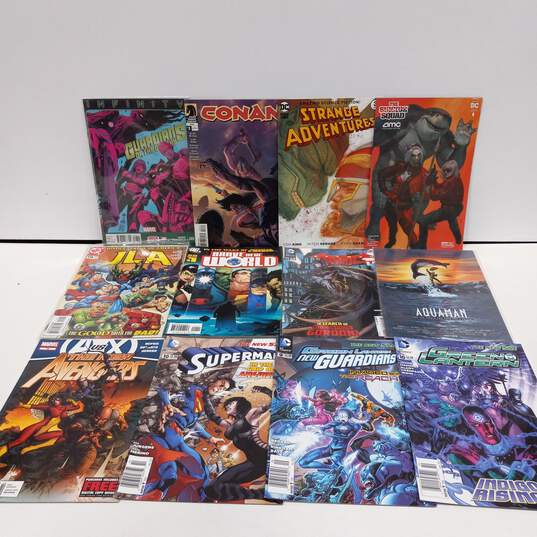 Mixed Comic Books Assorted 12pc Lot image number 1