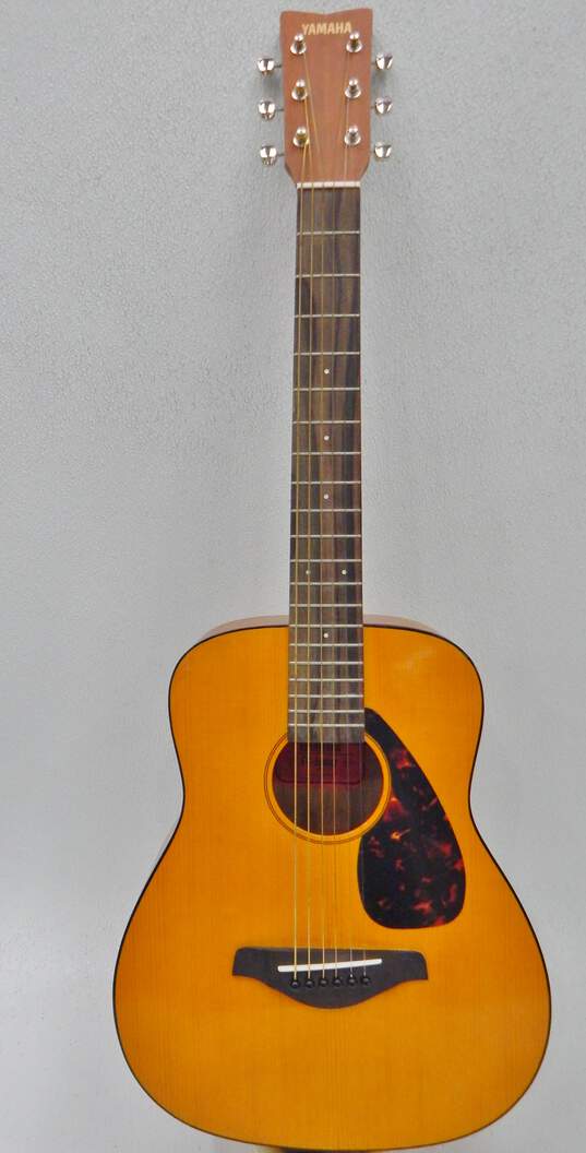 Yamaha Brand FG-Junior/JR1 Model 1/2 Size Wooden Acoustic Guitar w/ Gig Bag image number 1