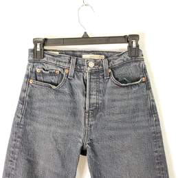 Levi's Women Dark Wash Jeans Sz 25 alternative image