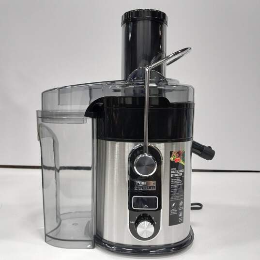 Buy the Bella Pro Series 5-Speed Digital Juice Extractor