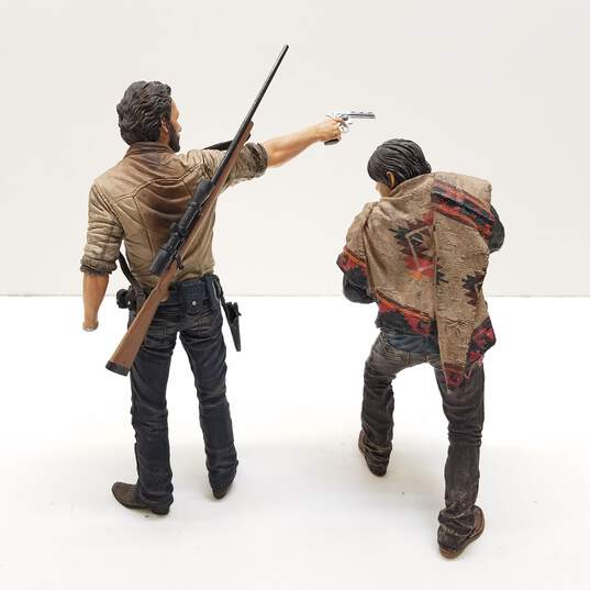 McFarlane Toys The Walking Dead 10 inch Daryl & Rick Figures image number 6