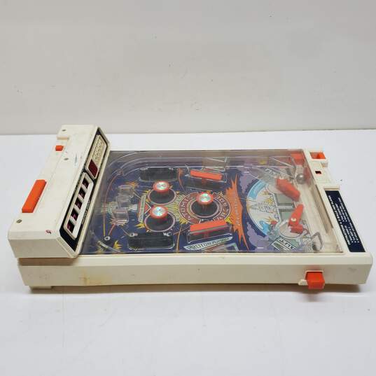 Vintage 1979 Tomy Atomic Arcade Pinball Toy Game Machine - Parts/Repair image number 5