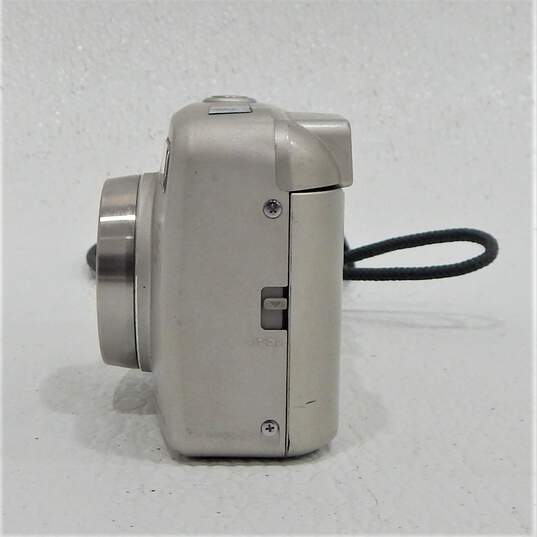 Konica Minolta Brand Zoom 160C Model 35mm Film Camera w/ Strap image number 3