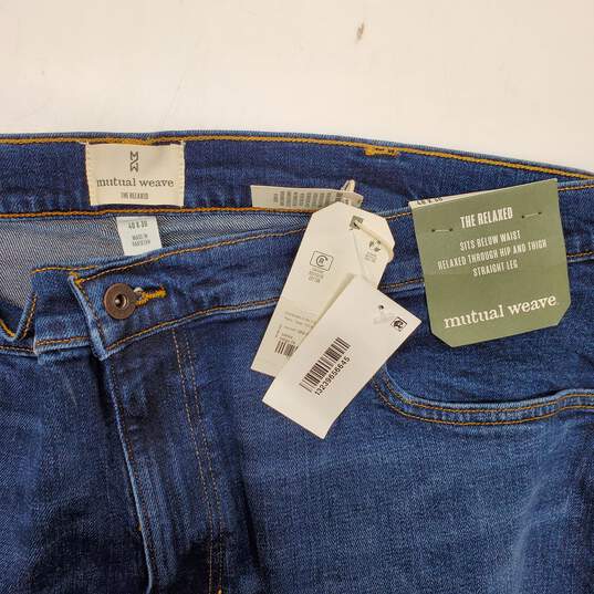 Mutual Weave The Relaxed Dark Blue Jeans NWT Size 40x30 image number 3