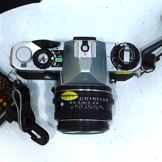 Asahi Pentax ME 35mm Film Camera w/ 2 Extra Lens & Flash image number 3