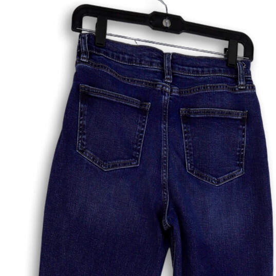 Womens Blue Denim Medium Wash Pockets Comfort Straight Leg Jeans Size 28 image number 4