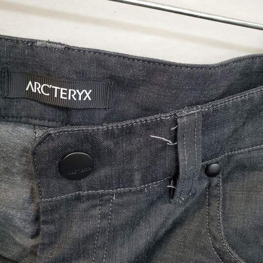 Mn Arc'teryx Shorts Volcanic Grey Sz Approx. 36x18 In. image number 3