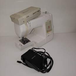 Untested Kenmore Sewing Machine Model 385.18830490 P/R