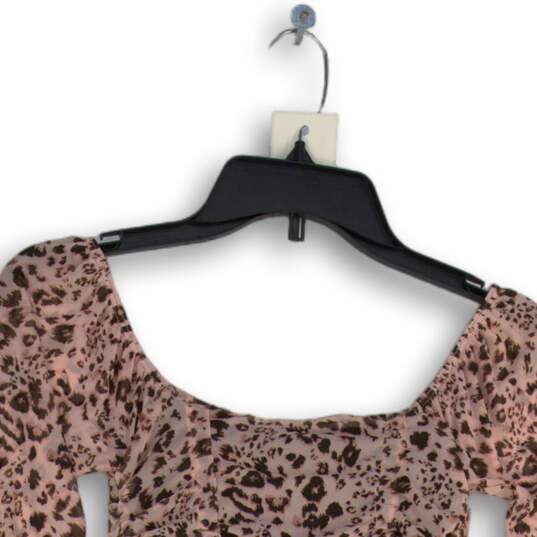 NWT Womens Pink Animal Print Long Sleeve Scoop Neck Cropped Blouse Top Size S image number 4
