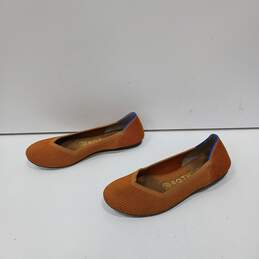 Rothy's Rust-Colored Flats Size 5.5 alternative image