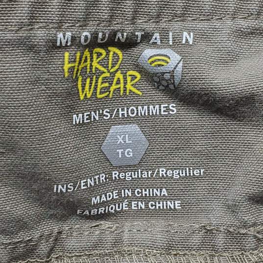 Mountain Hard Wear Beige Capri Cargo Pants Mens Size XL image number 3