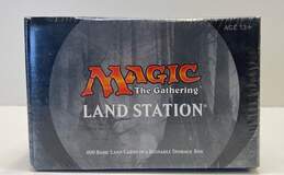 2017 Wizards Of The Coast Magic The Gathering Land Station