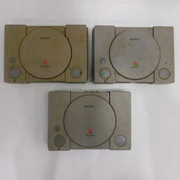 3 Sony Playstation PS1 Consoles For Parts Or Repair alternative image
