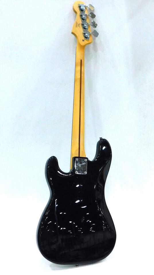Squier by Fender Affinity Series P-Bass Model 4-String Electric Bass Guitar image number 2