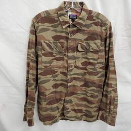 Patagonia Men's Brown Camo Long Sleeve Button Shirt Size Small