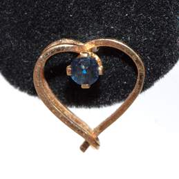 10K Yellow Gold Blue Topaz Heart Stud Earrings - 0.9g alternative image