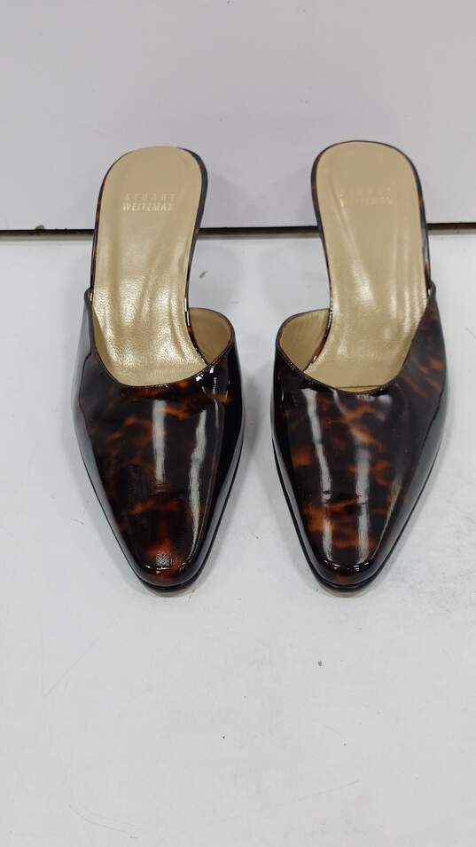Stuart Weitzman Women's Brown/Black Heeled Pointed Toe Mules Size 7m image number 2